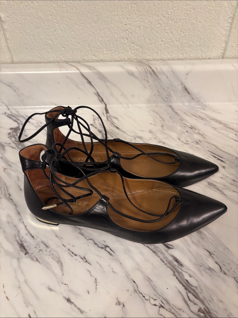 Aquazzura designer Black Pointed Lace-Up Flats